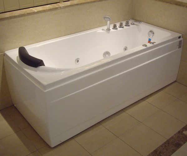 картинка Акриловая ванна Gemy G 9006-1.7 170x75